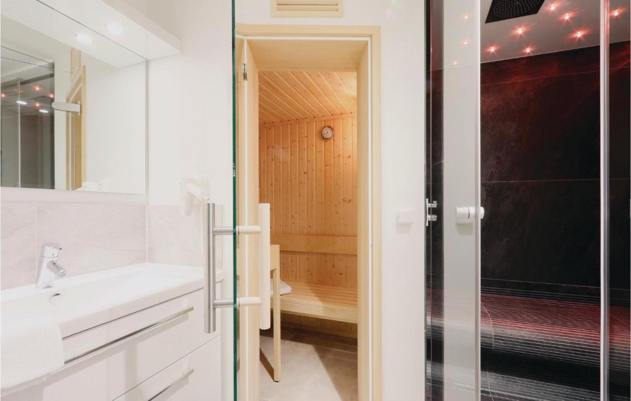 Lovely Apartment In Luebeck Travemuende With Sauna Εξωτερικό φωτογραφία